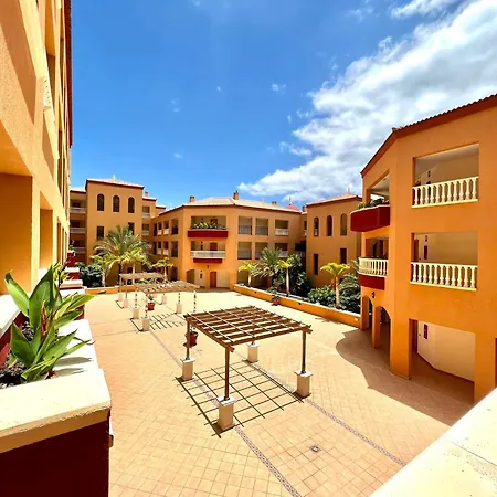 Junior Suite, With Heated Pool, Wifi, Close To Beach San Miguel de Abona
