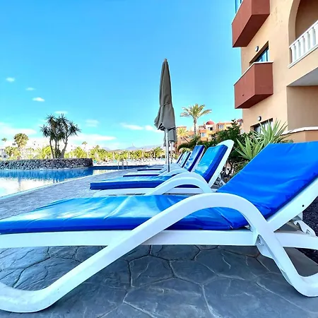 Junior Suite, With Heated Pool, Wifi, Close To Beach Apartment San Miguel de Abona