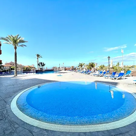 Junior Suite, With Heated Pool, Wifi, Close To Beach San Miguel de Abona