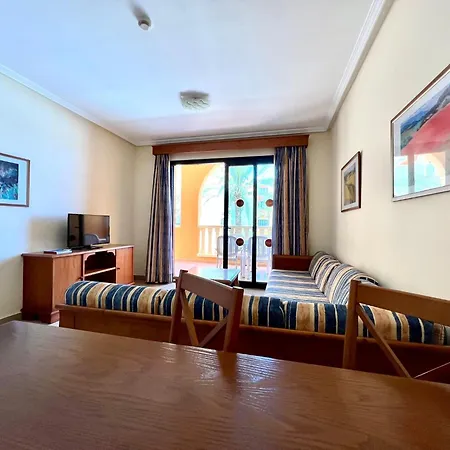 Junior Suite, With Heated Pool, Wifi, Close To Beach Apartment